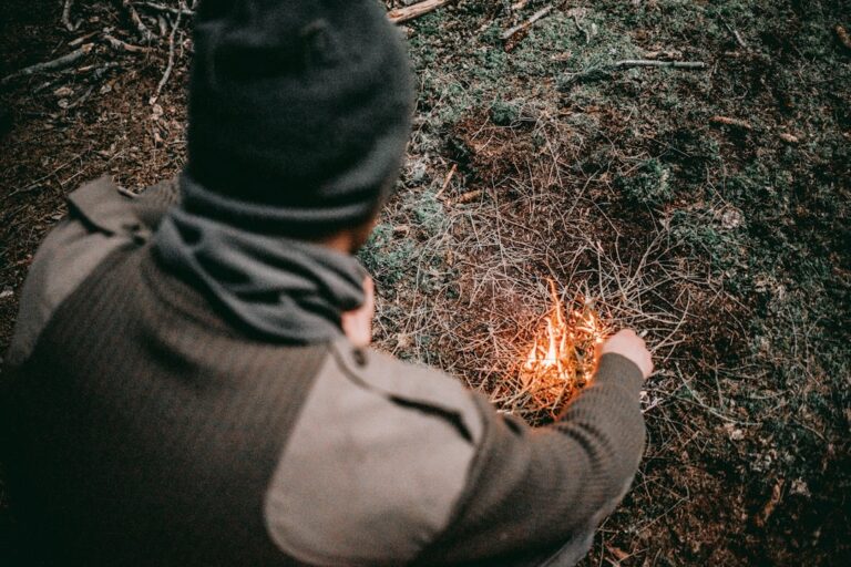 Jak rozpalić ogień bez zapałek? 1 Photo Fire starting