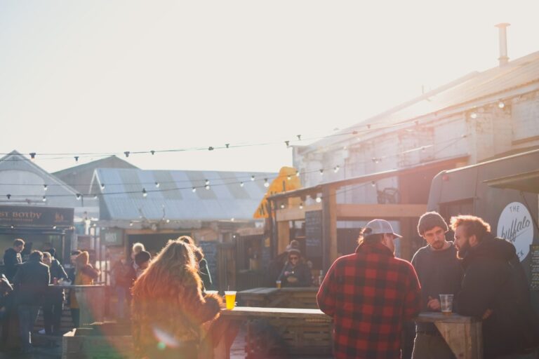 Podróże kulinarne: Odkryj najlepsze smaki świata 1 Photo Food market