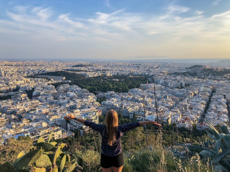 Jak znaleźć przyjaciół podczas podróży w pojedynkę? 1 Photo solo traveler