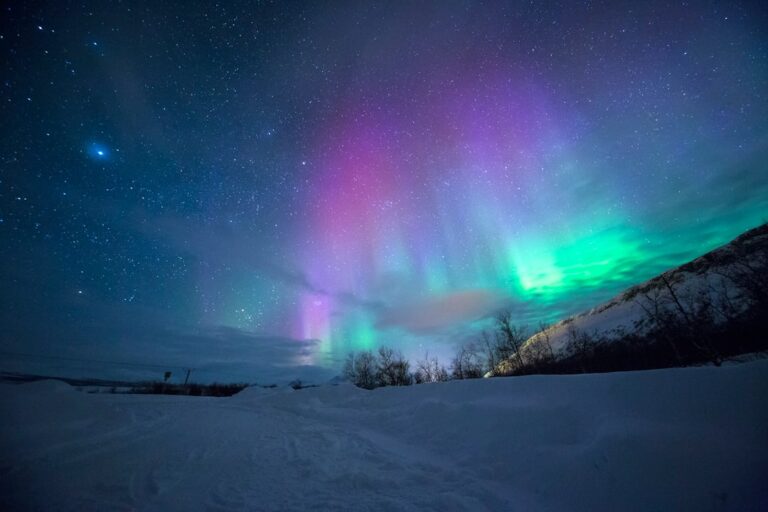 Podróże po Skandynawii: Odkrywanie Północy 1 Photo Northern Lights